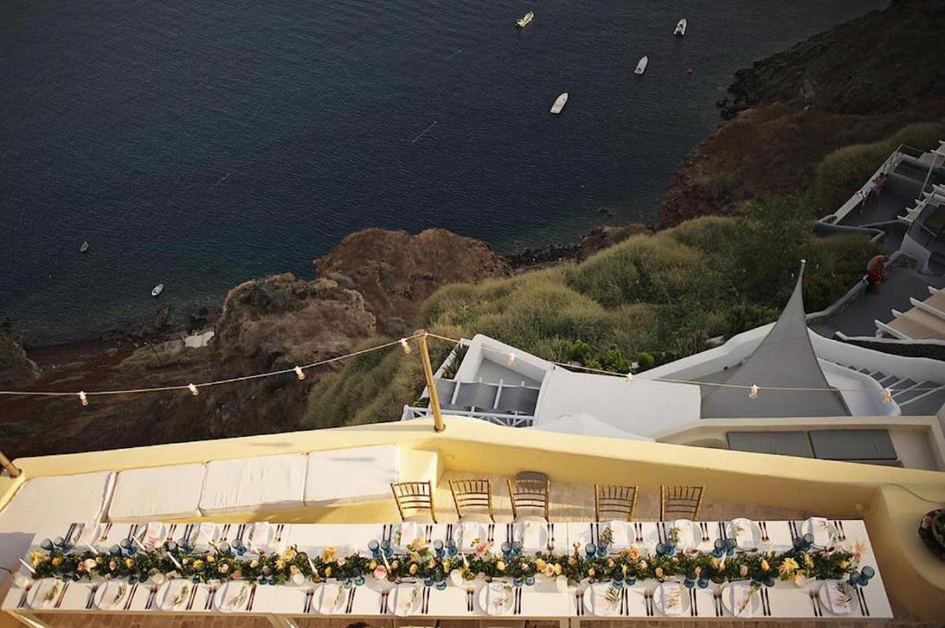 Ilivatos - Elegant Villa On The Caldera'S Edge Oia  Bagian luar foto