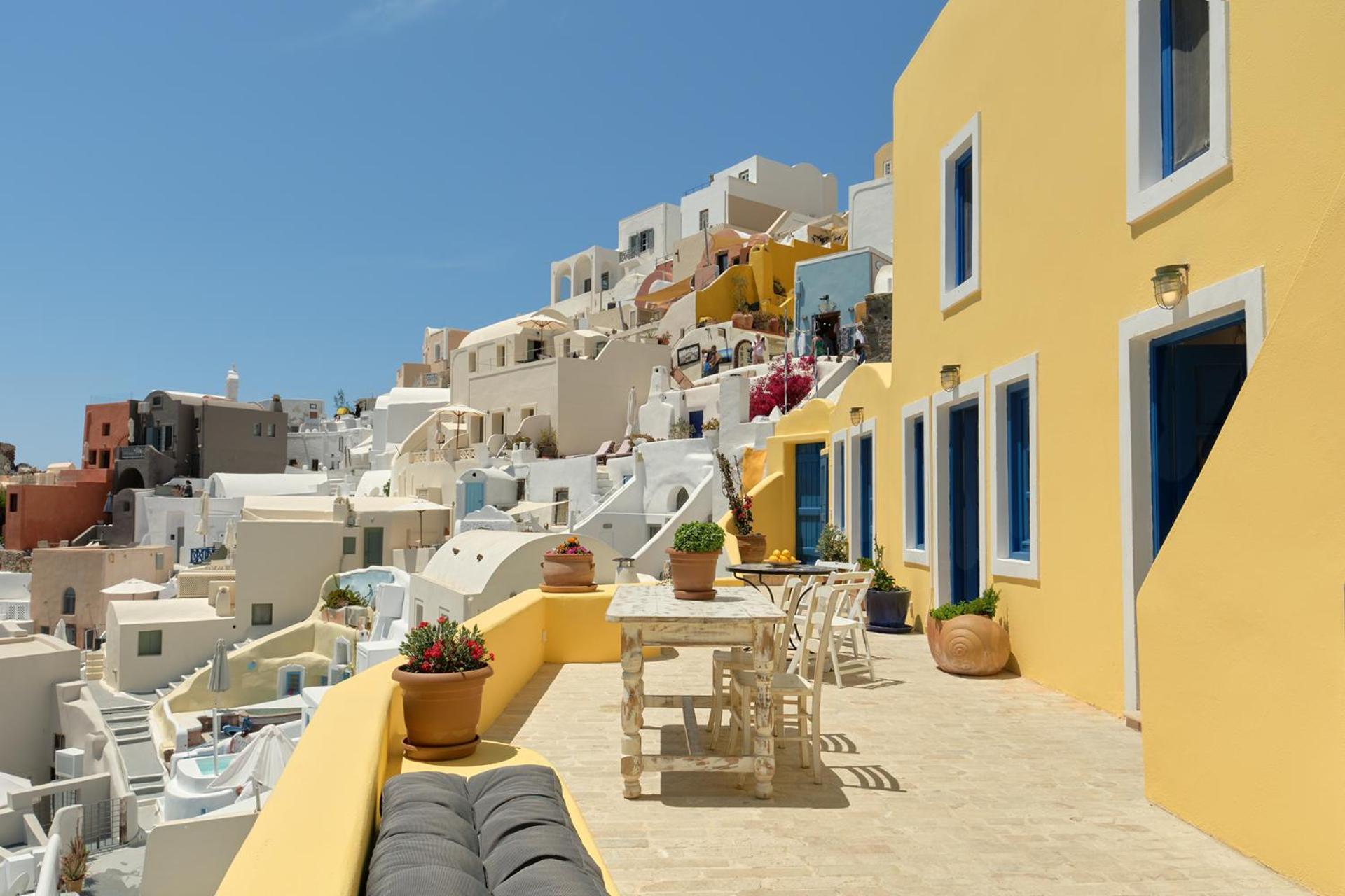 Ilivatos - Elegant Villa On The Caldera'S Edge Oia  Bagian luar foto
