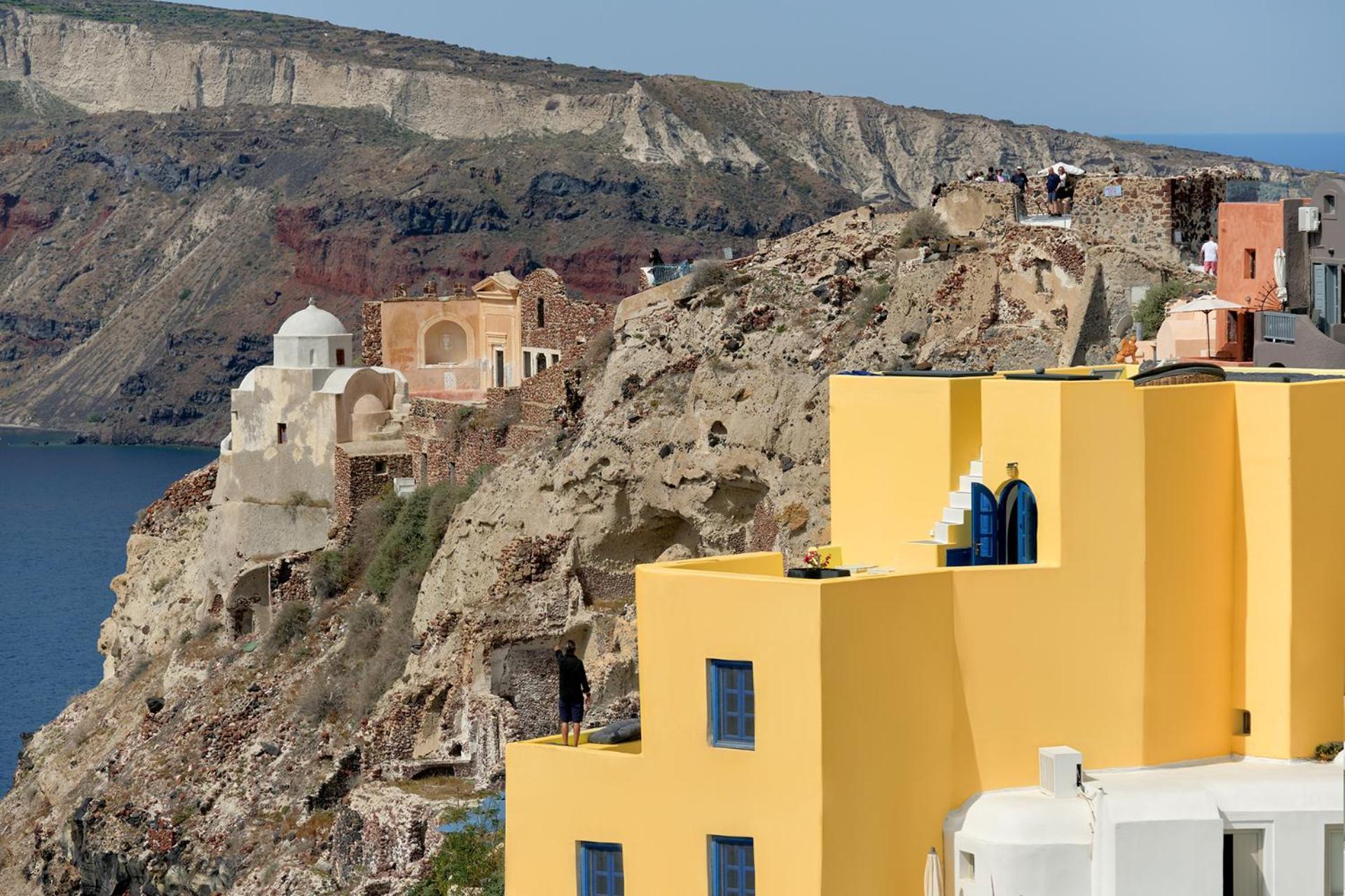 Ilivatos - Elegant Villa On The Caldera'S Edge Oia  Bagian luar foto