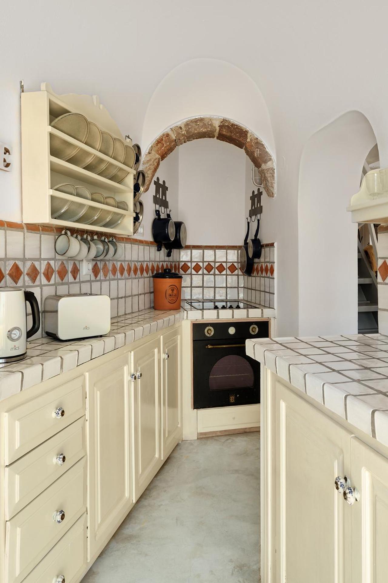 Ilivatos - Elegant Villa On The Caldera'S Edge Oia  Bagian luar foto